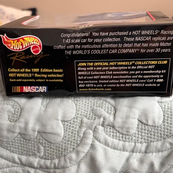 Hot Wheels Racing Die-Cast model #43 plus small 3” #43 race car. - Picture 5 of 7